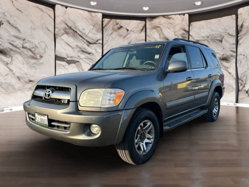 2005 Toyota Sequoia SR5
