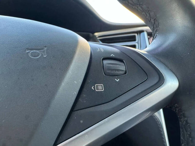 2017 Tesla Model S 75D