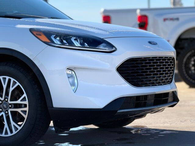 2021 Ford Escape SEL