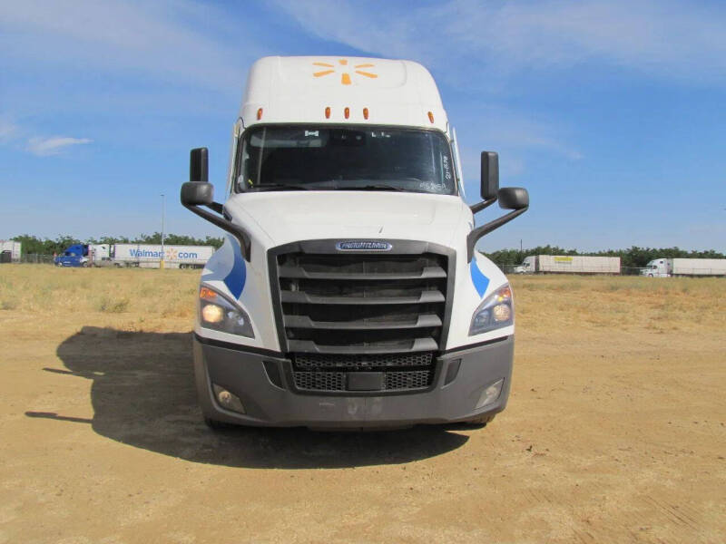 2021 Freightliner Cascadia
