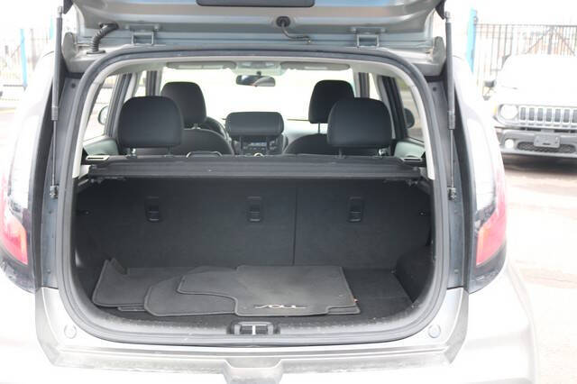 2017 Kia Soul +