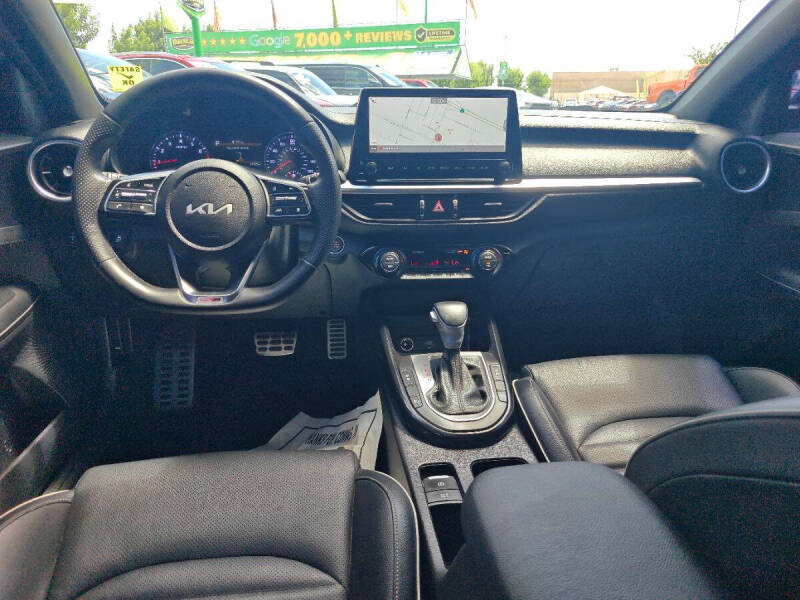 2022 Kia Forte GT Line