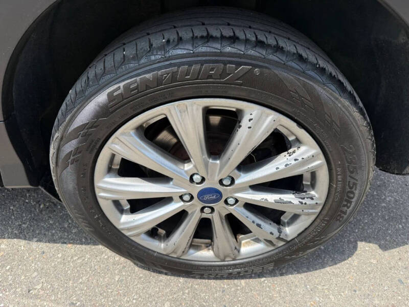 2018 Ford Escape Titanium