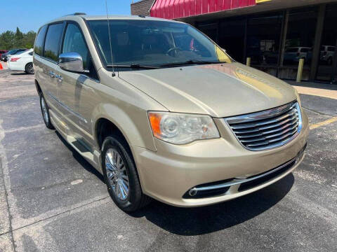2011 Chrysler Town and Country Limited
