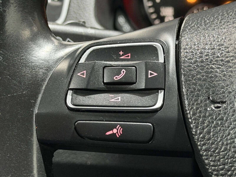 2015 Volkswagen Passat 1.8T SE