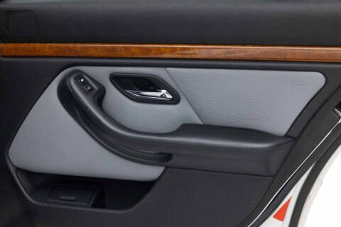 2001 BMW M5