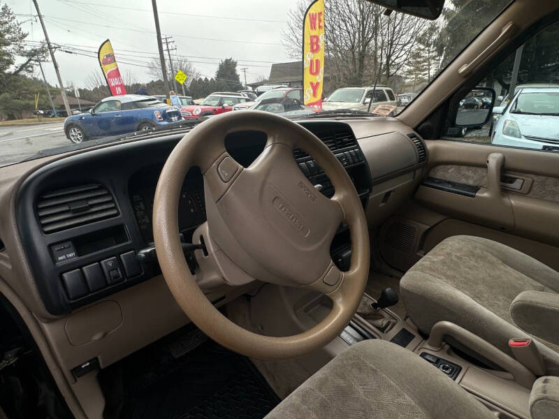 2001 Isuzu Trooper S