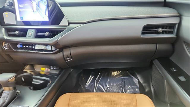 2023 Lexus UX 250h Premium