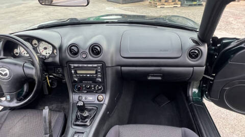 2001 Mazda MX-5 Miata