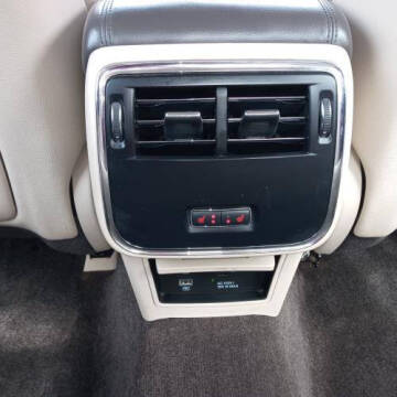 2017 Lincoln Continental Select