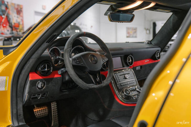 2014 Mercedes-Benz SLS AMG Black Series