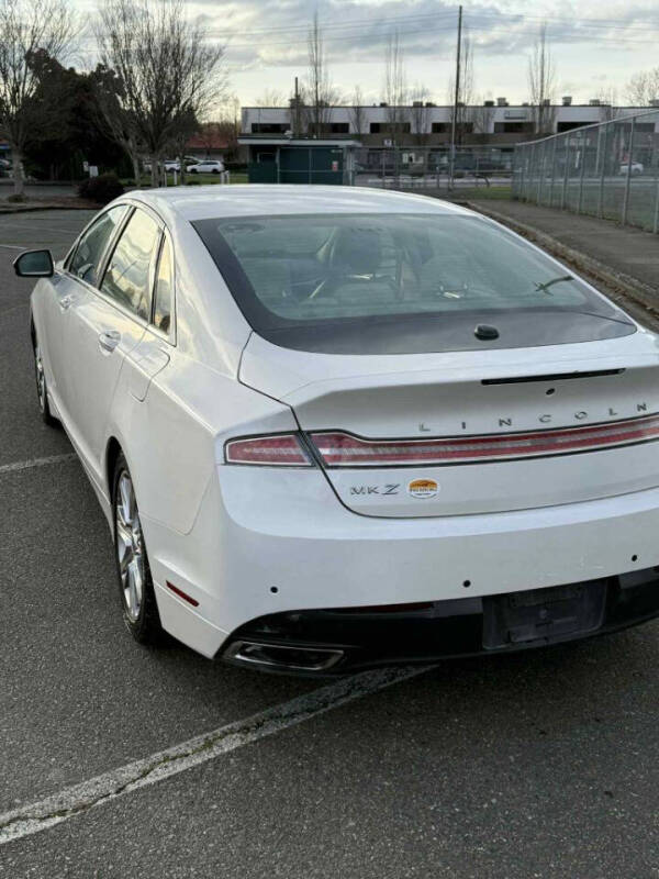 2016 Lincoln MKZ