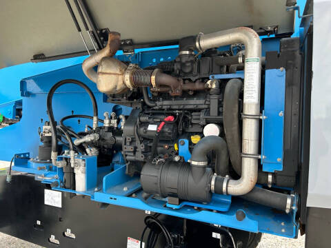 2017 Genie S-65 Boom / Manlift