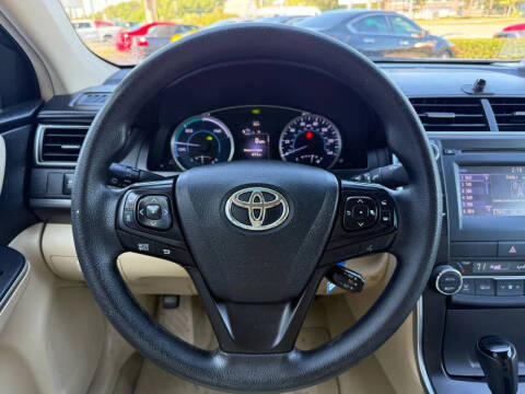 2017 Toyota Camry Hybrid