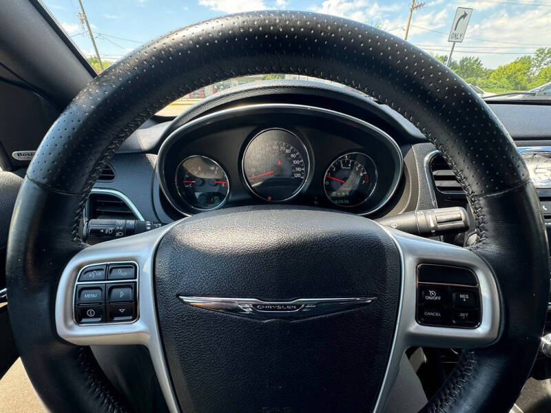 2014 Chrysler 200 Limited