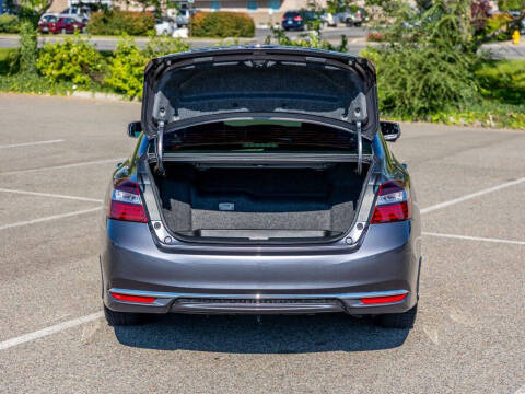 2017 Honda Accord Hybrid EX-L