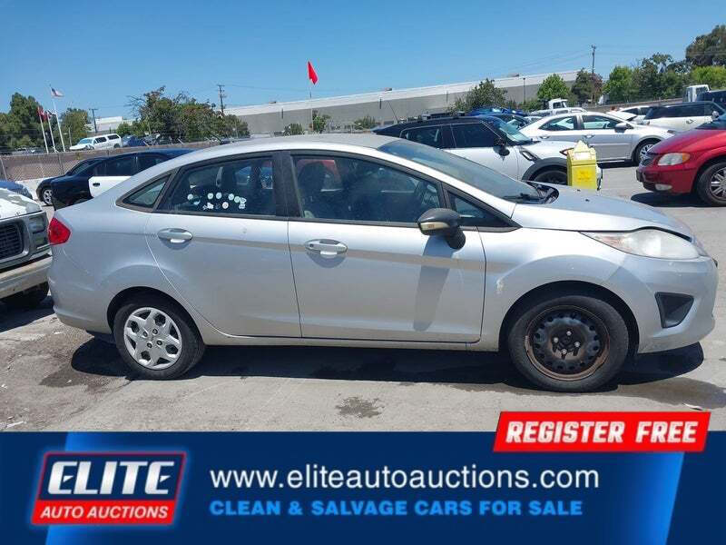 2013 Ford Fiesta S