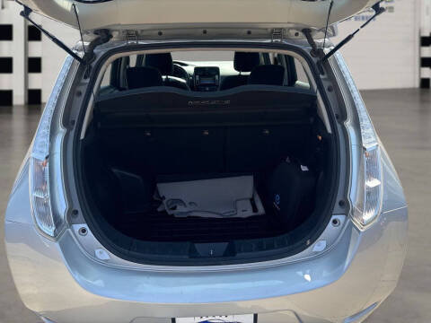 2017 Nissan LEAF SV