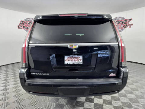 2016 Cadillac Escalade Platinum