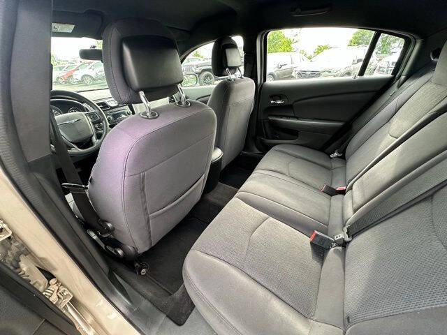 2013 Chrysler 200 LX