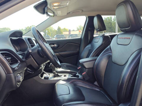 2020 Jeep Cherokee Trailhawk