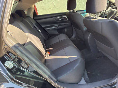 2017 Nissan Altima 2.5 SR