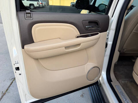 2012 GMC Yukon XL Denali