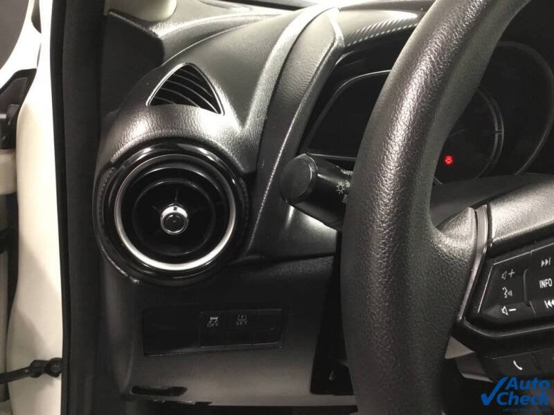 2019 Toyota Yaris LE