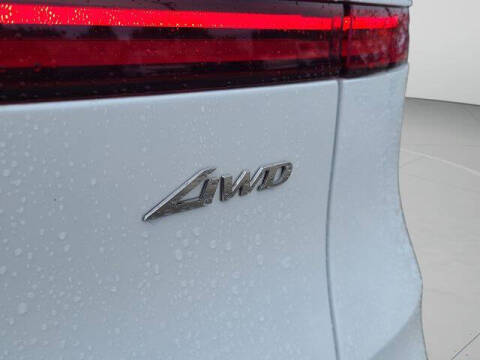 2026 Genesis GV70