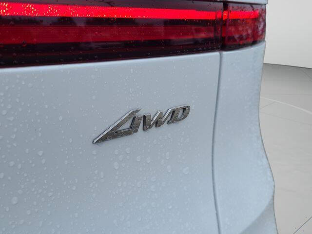 2026 Genesis GV70
