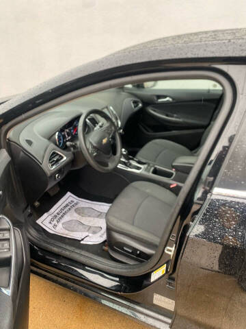 2017 Chevrolet Cruze LT Auto