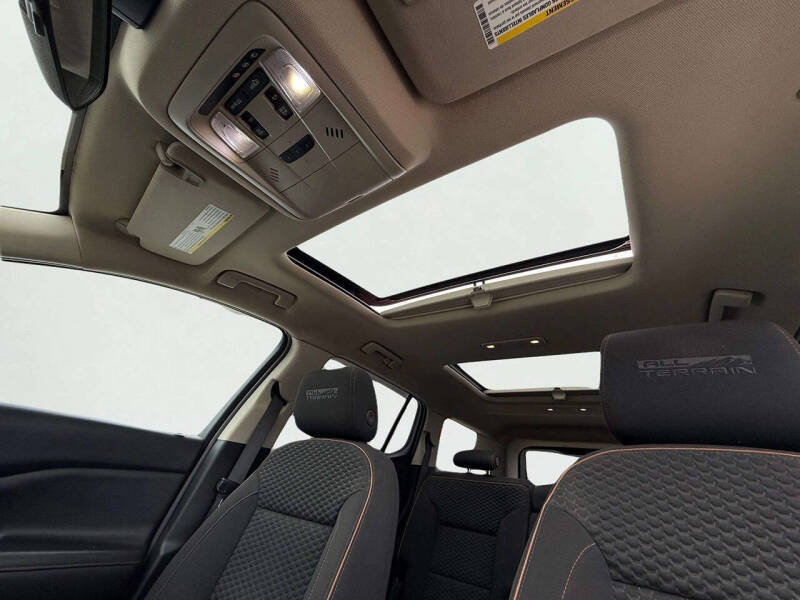 2017 GMC Acadia SLE-2