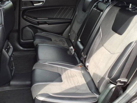 2022 Ford Edge ST