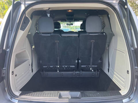 2016 Dodge Grand Caravan SXT Plus