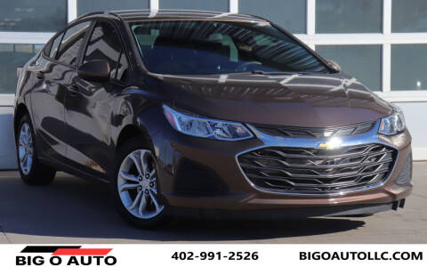 2019 Chevrolet Cruze for sale at Big O Auto LLC in Omaha NE
