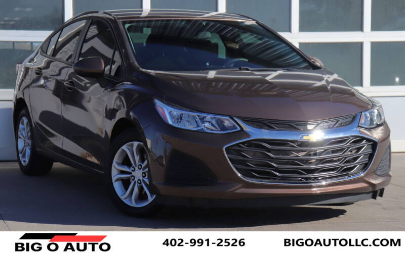 2019 Chevrolet Cruze for sale at Big O Auto LLC in Omaha NE