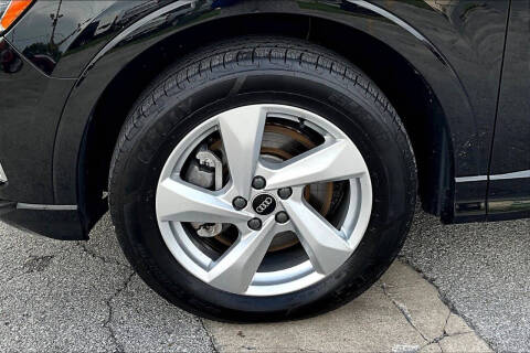 2023 Audi Q3 quattro Premium Plus 40 TFSI