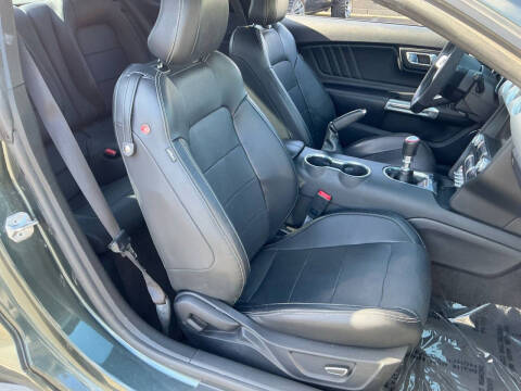 2015 Ford Mustang EcoBoost Premium