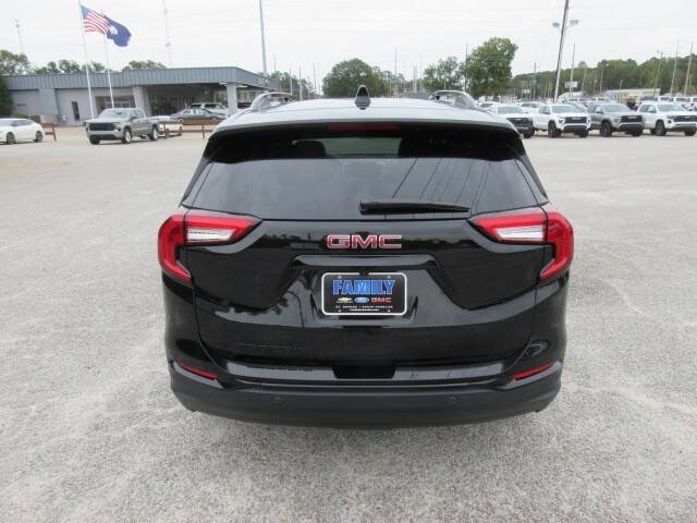 2024 GMC Terrain SLT