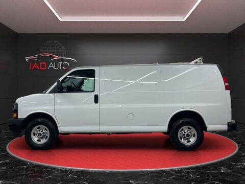 2022 GMC Savana 2500