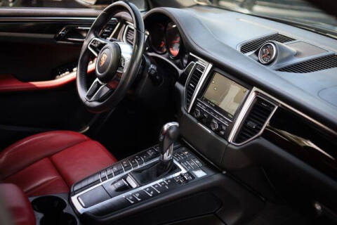 2015 Porsche Macan S
