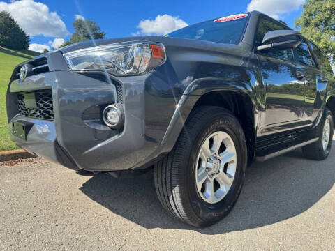 2024 Toyota 4Runner SR5