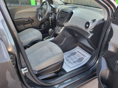 2016 Chevrolet Sonic LS Auto