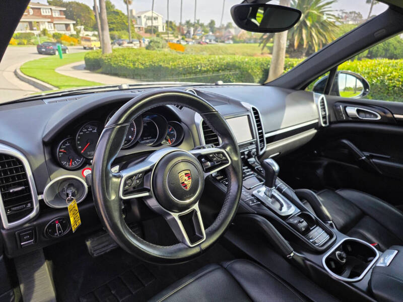 2016 Porsche Cayenne