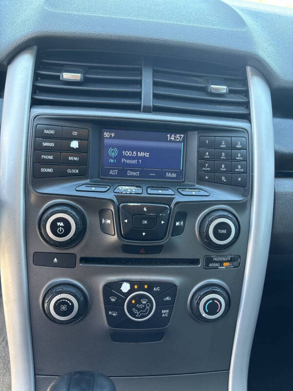 2014 Ford Edge SE