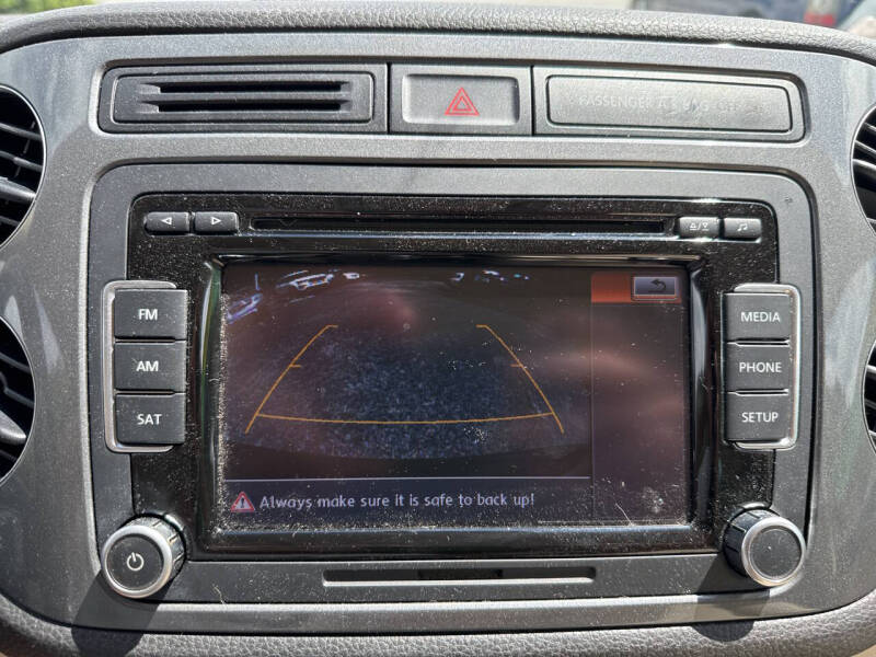 2015 Volkswagen Tiguan SE