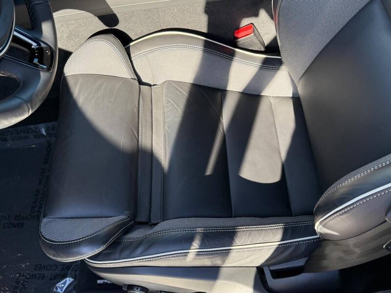 2024 Volvo S60 B5 Plus Black Edition