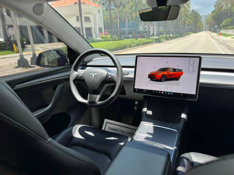 2025 Tesla Model Y Long Range