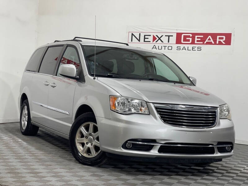 2012 Chrysler Town and Country Touring