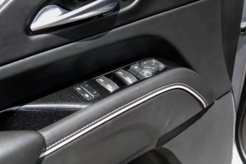 2021 Cadillac Escalade Sport